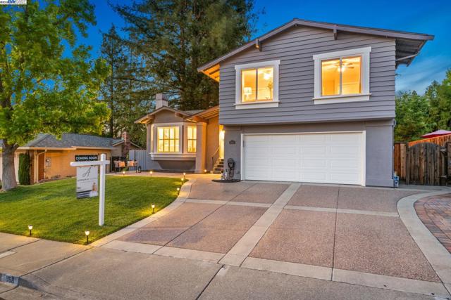 868 Madeira Dr, Pleasanton CA: https://media.crmls.org/mediaz/6b9d9416-0229-415f-a0dd-1e118dc5c528.jpg