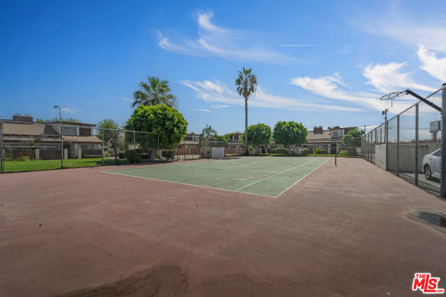 8333 Columbus Avenue, North Hills CA: https://media.crmls.org/mediaz/6b9da22e-bf09-46ca-a1c9-b9343e35de8c.jpg