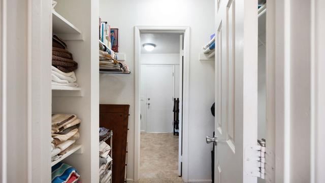 40553 Pebble Beach Circle, Palm Desert CA: https://media.crmls.org/mediaz/6b9e0188-e315-4773-af1a-4108ff4e2fcb.jpg