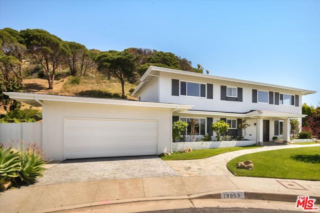 18053 Blue Sail Drive photo 3