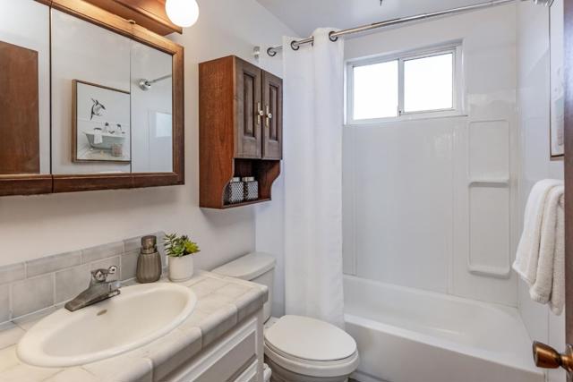 443 Thames Park Court, San Jose CA: https://media.crmls.org/mediaz/6b9f1d76-1a53-4e7c-b9ae-110481ebd093.jpg