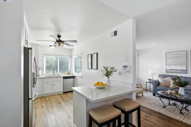 2102 Galveston Ave, San Jose CA: https://media.crmls.org/mediaz/6b9f4e25-3ebd-41ac-962b-ac5d19465996.jpg