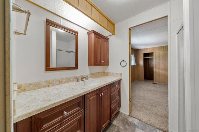 444 N N El Camino Real, Encinitas CA: https://media.crmls.org/mediaz/6ba03249-188e-466d-b7a6-53fa6766349e.jpg