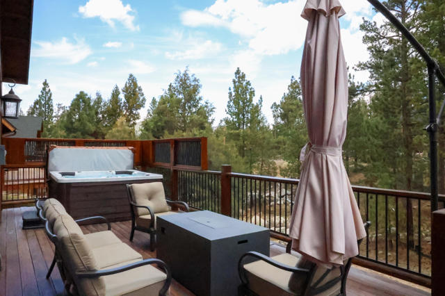 289 Stony Creek Road, Big Bear CA: https://media.crmls.org/mediaz/6ba043c1-e8cf-4458-9059-5cca173a4f83.jpg