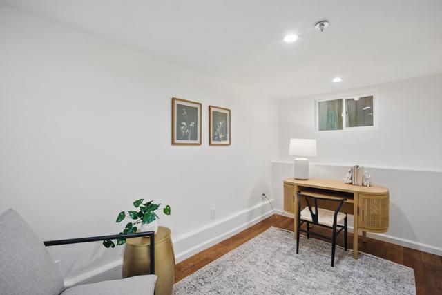 7 Moonlight Court, South San Francisco CA: https://media.crmls.org/mediaz/6ba0486f-b053-4520-813e-bd07f66b0316.jpg