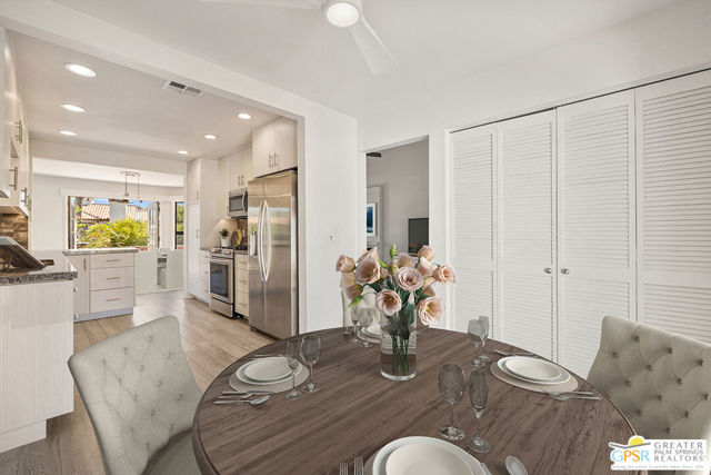 106 Avellino Circle, Palm Desert CA: https://media.crmls.org/mediaz/6ba0e2ca-116a-4469-9f8e-d2fd87959057.jpg