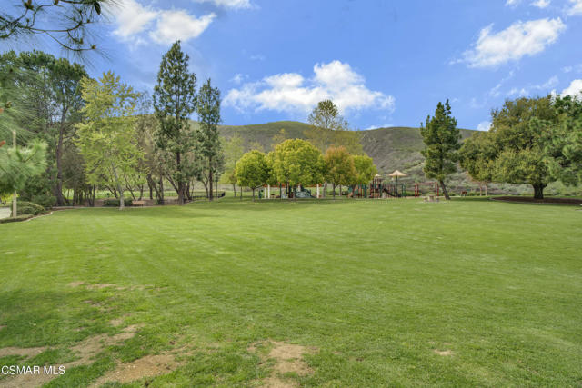 30836 Overfall Drive, Westlake Village CA: https://media.crmls.org/mediaz/6ba0e3d7-b508-4d50-bbce-157054d9dba4.jpg