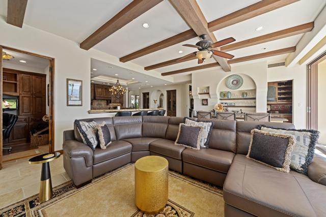 80675 Via Portofino, La Quinta CA: https://media.crmls.org/mediaz/6ba1582b-5ffd-4607-a6b5-477da8f4bfca.jpg