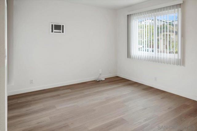 1418 Minden Dr, San Diego CA: https://media.crmls.org/mediaz/6ba23ba1-f041-4518-be47-aa997a5810f6.jpg