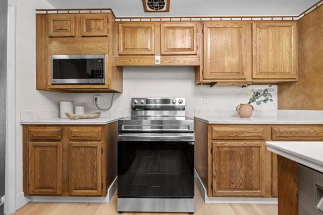 678 Chimalus Drive, Palo Alto CA: https://media.crmls.org/mediaz/6ba2a5aa-a9bd-43ba-9208-cac5ae7d104a.jpg