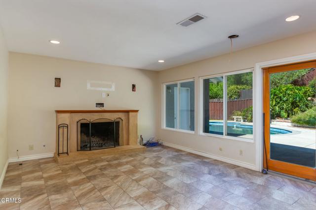 Detail Gallery Image 19 of 36 For 2225 Calle Riscoso, Thousand Oaks,  CA 91362 - 4 Beds | 3 Baths