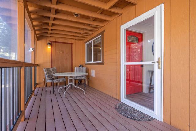 Detail Gallery Image 2 of 35 For 530 Yukon Dr, Green Valley Lake,  CA 92341 - 1 Beds | 2 Baths