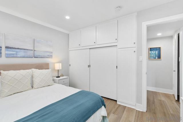 850 856 Olive Avenue, Coronado CA: https://media.crmls.org/mediaz/6ba64622-723c-4e9e-b15d-e50d0d12dfcd.jpg