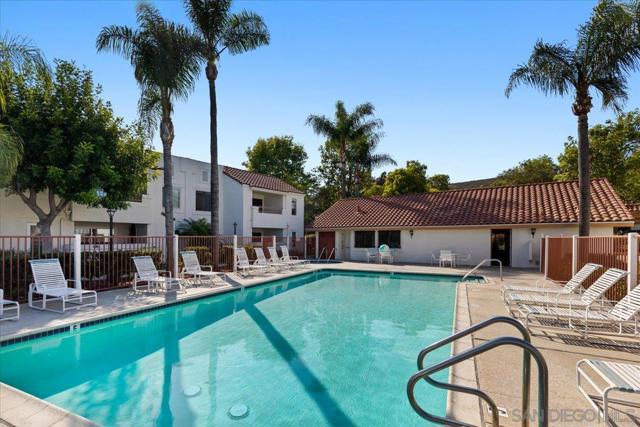 13330 Caminito Ciera, San Diego CA: https://media.crmls.org/mediaz/6ba71271-39f2-49cb-a188-9a06a104a55f.jpg