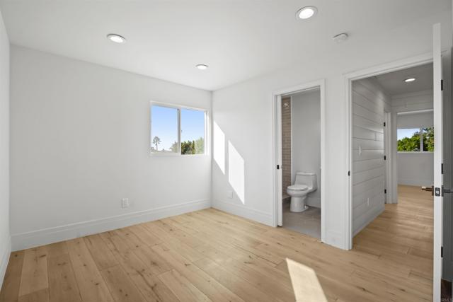 Detail Gallery Image 23 of 34 For 24611 Spadra Ln, Mission Viejo,  CA 92691 - 3 Beds | 4 Baths