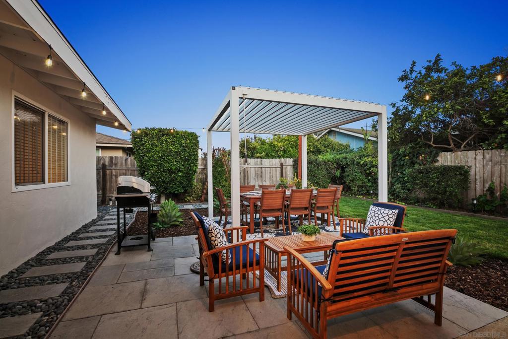 4489 Bertha Street - photo 10