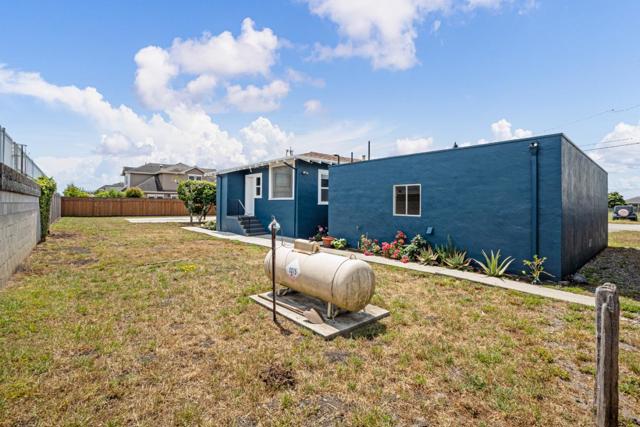 417 Belleville Boulevard, Half Moon Bay CA: https://media.crmls.org/mediaz/6ba89029-5b95-4495-9ace-7f4277c21c82.jpg