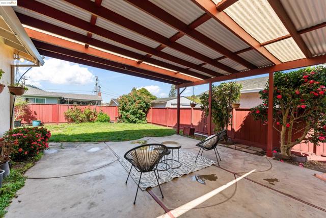 2305 Marlin Court, Pinole CA: https://media.crmls.org/mediaz/6ba91286-a68f-456b-8970-2b6d8f22aa92.jpg