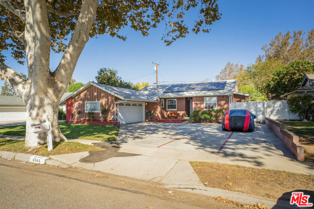 4141 Eileen Street photo 2