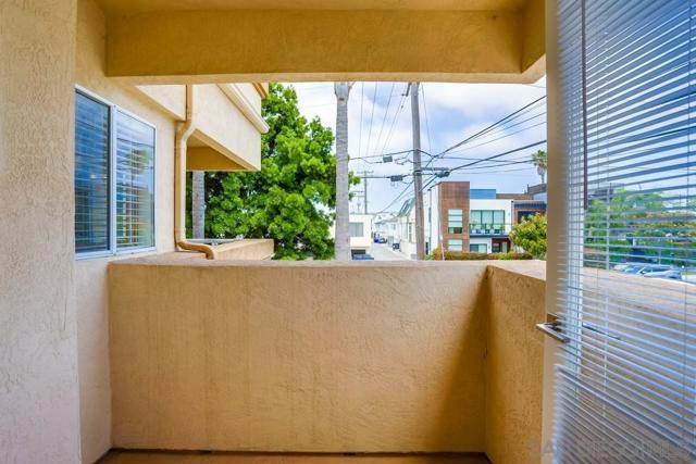 MLS #250039242SD image #47