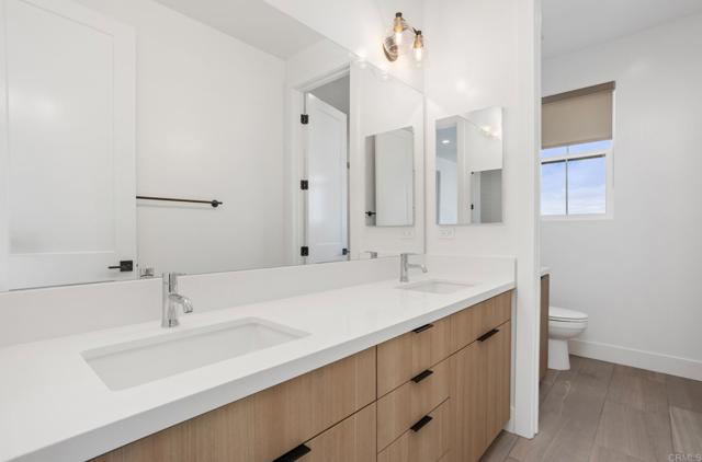 Detail Gallery Image 17 of 41 For 1220 Stonemark Place #MAIN HOUSE,  Vista,  CA 92081 - 6 Beds | 5 Baths