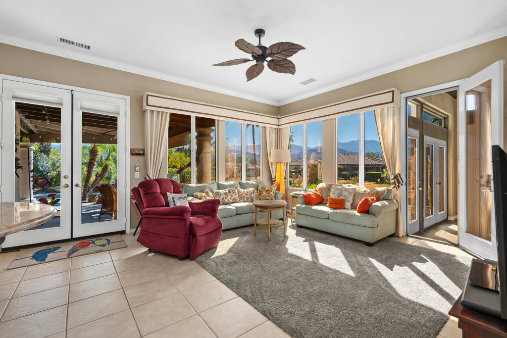 MLS #219136605DA image #13