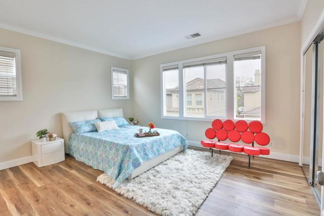 1051 W Iowa Avenue, Sunnyvale CA: https://media.crmls.org/mediaz/6baa8b79-d34e-4fea-acfa-41283d64b9b9.jpg