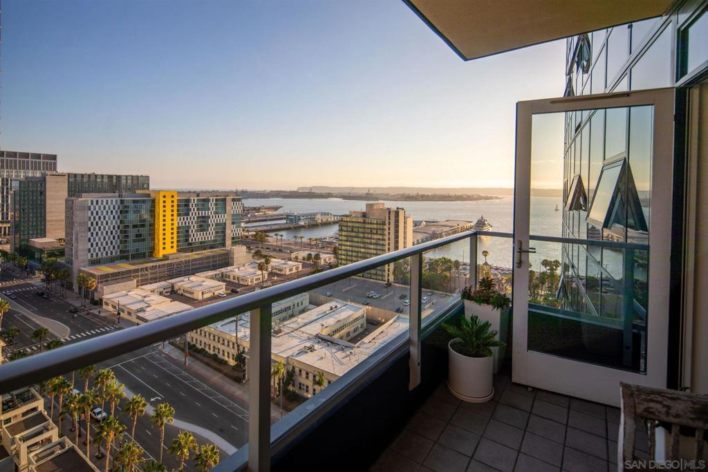 MLS #250042983SD image #21