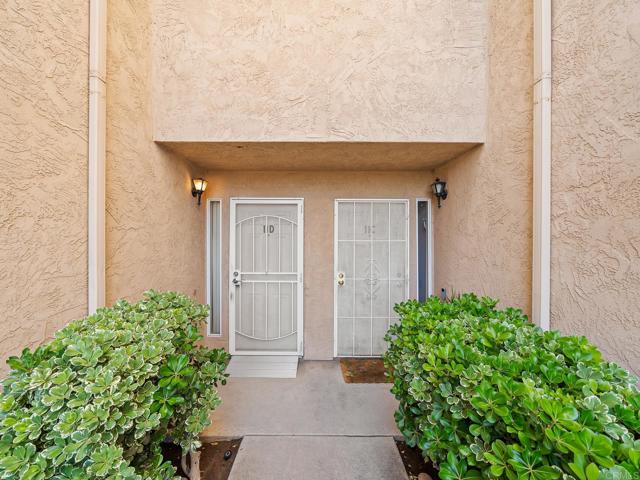 Detail Gallery Image 5 of 30 For 1465 East Lexington Ave 11c,  El Cajon,  CA 92019 - 2 Beds | 2/1 Baths