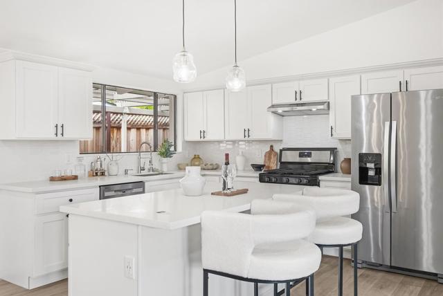 1177 Prescott Avenue, Sunnyvale CA: https://media.crmls.org/mediaz/6bab58c3-b8ea-4282-8196-1a32c04b1682.jpg