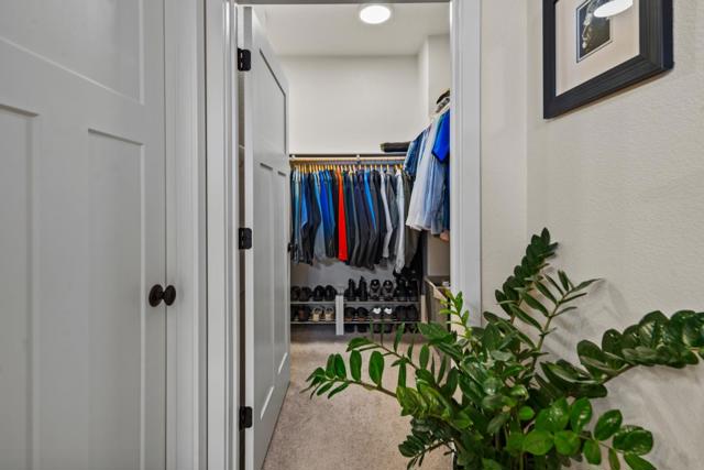 18938 Kilpatrick Lane,  CA: https://media.crmls.org/mediaz/6bab8a21-3acf-47e2-8ab0-075131bf7bfd.jpg