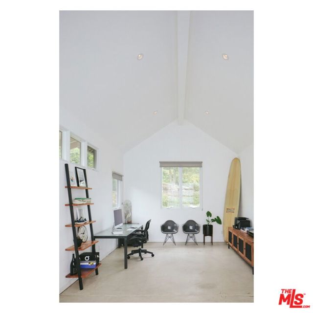 3155 Eucalyptus Hill Road, Santa Barbara CA: https://media.crmls.org/mediaz/6babb0d8-57b2-4375-90ad-0c16a4f2d8c4.jpg