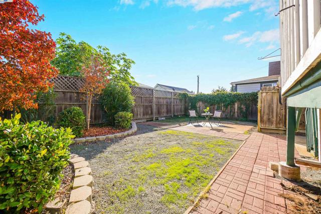 1781 B St, Hayward CA: https://media.crmls.org/mediaz/6bac1359-e674-4e40-ad5c-1f4179abd9de.jpg