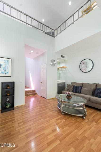 Detail Gallery Image 7 of 51 For 9442 Sylmar Ave #16,  Panorama City,  CA 91402 - 3 Beds | 2/1 Baths