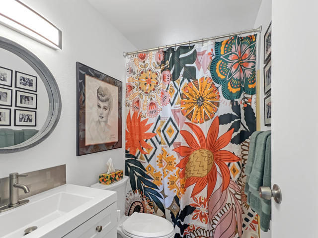 49305 Highway 74, Palm Desert CA: https://media.crmls.org/mediaz/6badc04a-eee5-4af6-a8f7-e5e3f66fb043.jpg