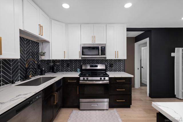 5463 San Onofre Ter, San Diego CA: https://media.crmls.org/mediaz/6bae609e-0b99-42ba-aa10-fb8120e34404.jpg