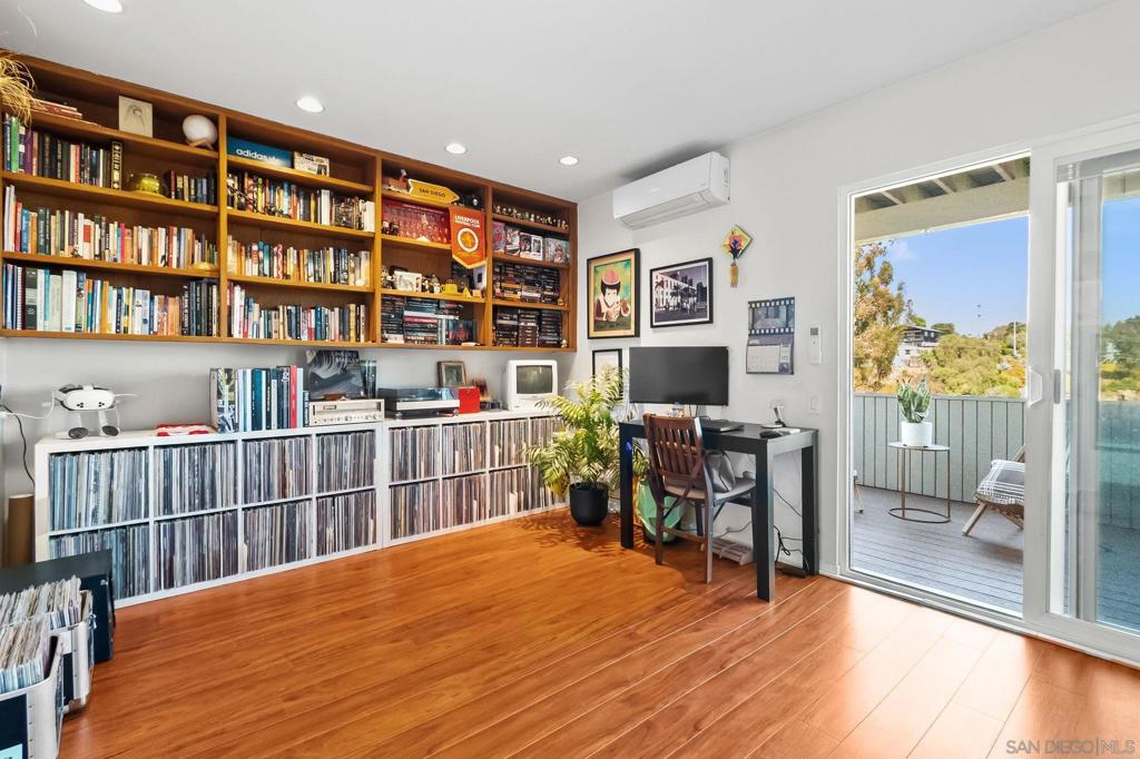 1449 Edgemont Street - photo 18