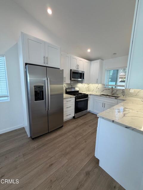 Detail Gallery Image 5 of 9 For 1298 N Dominion Ave, Pasadena,  CA 91104 - 2 Beds | 2 Baths