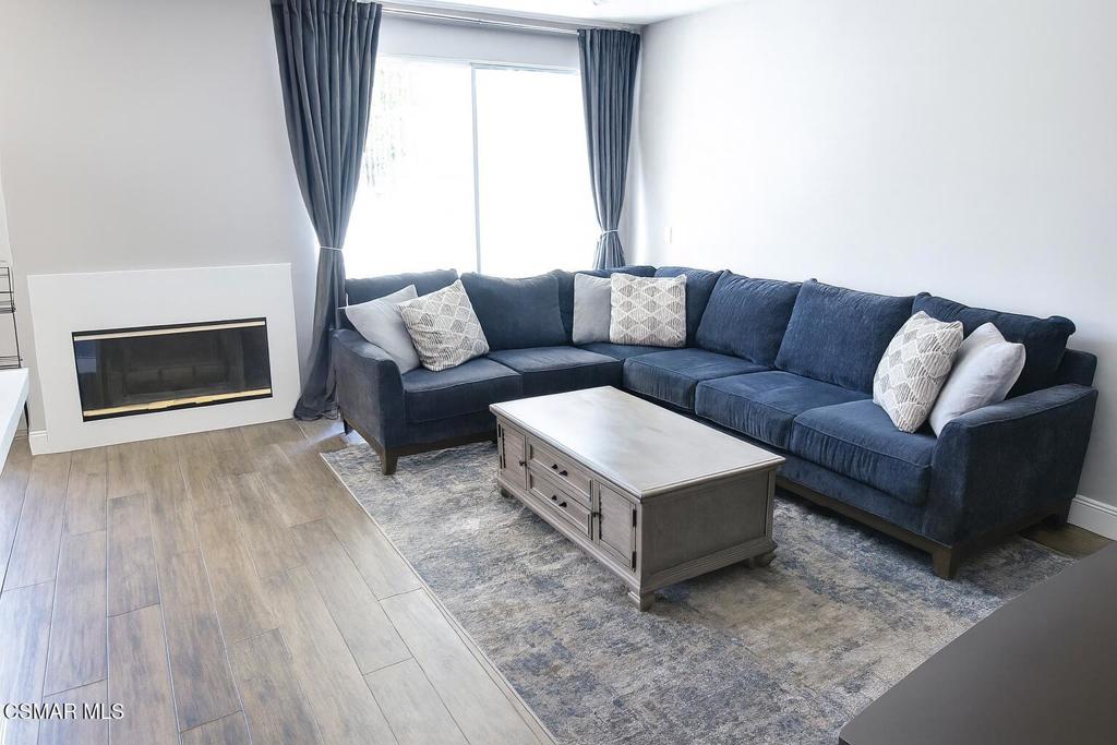 5350 White Oak Avenue #105