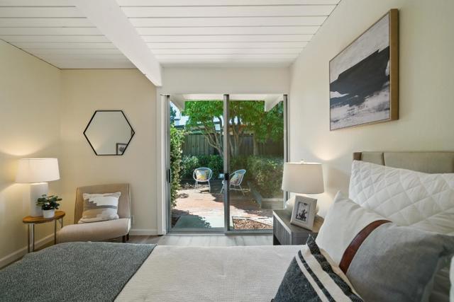 200 Loon Court, Foster City CA: https://media.crmls.org/mediaz/6bb26954-787f-4265-a3a1-88189267e224.jpg