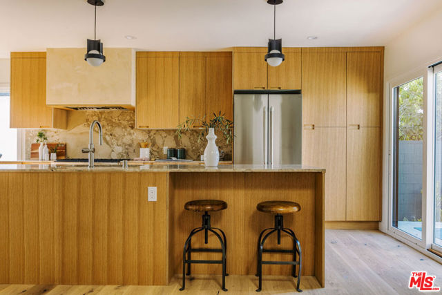 5168 Emporia Avenue, Culver City CA: https://media.crmls.org/mediaz/6bb31b97-afed-47db-8dc9-8be7970e0406.jpg