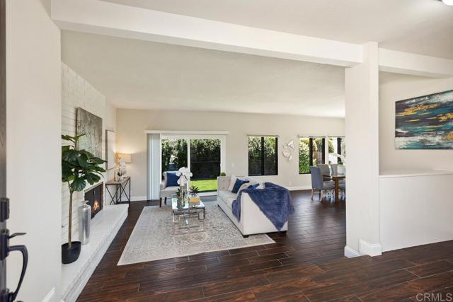 6 Cape Cod, Irvine CA: https://media.crmls.org/mediaz/6bb37a77-6666-4173-8506-a3098102ff42.jpg