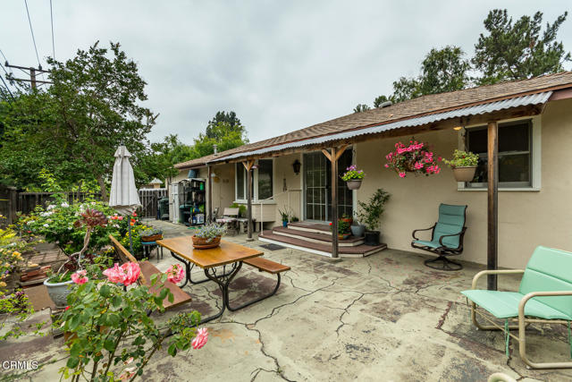 2238 Garfias Drive, Pasadena CA: https://media.crmls.org/mediaz/6bb4051f-fad0-4869-a4c5-fbbcaf085932.jpg