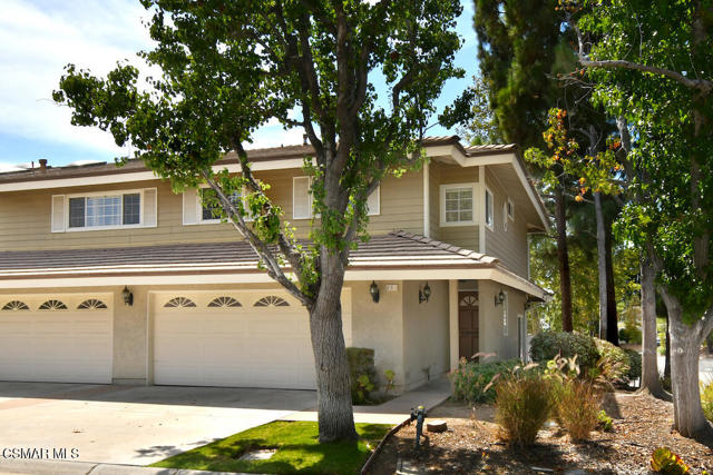251 Hill Ranch Drive, Thousand Oaks CA: https://media.crmls.org/mediaz/6bb4fccb-cc70-4075-8fdf-4e4dff607d87.jpg