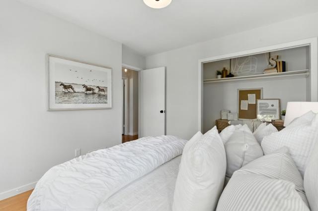230 Rutherford Avenue, Redwood City CA: https://media.crmls.org/mediaz/6bb6985f-5b94-4052-a9a6-b0029d21d21d.jpg