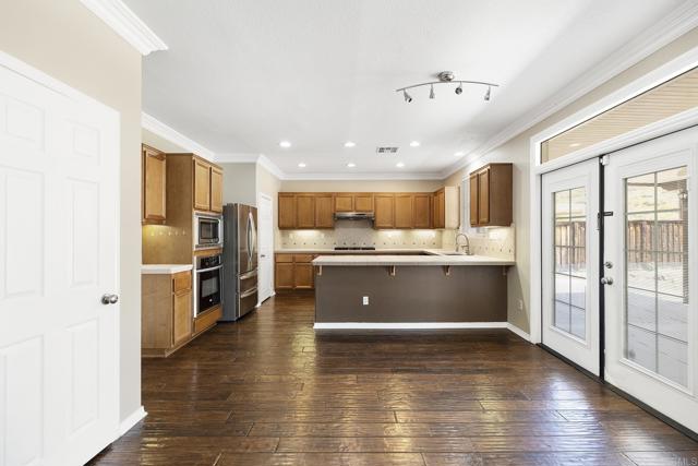 Detail Gallery Image 10 of 35 For 41000 Marquise St, Lake Elsinore,  CA 92532 - 3 Beds | 2/1 Baths