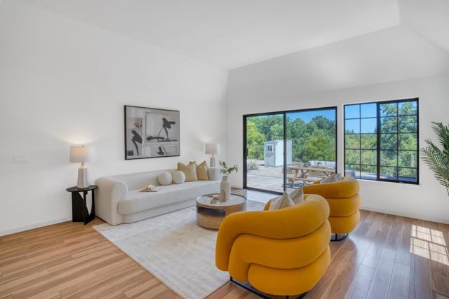 18 Foothill Place, Pleasanton CA: https://media.crmls.org/mediaz/6bb75ec6-9c59-4019-9609-7d6b37b3f56d.jpg