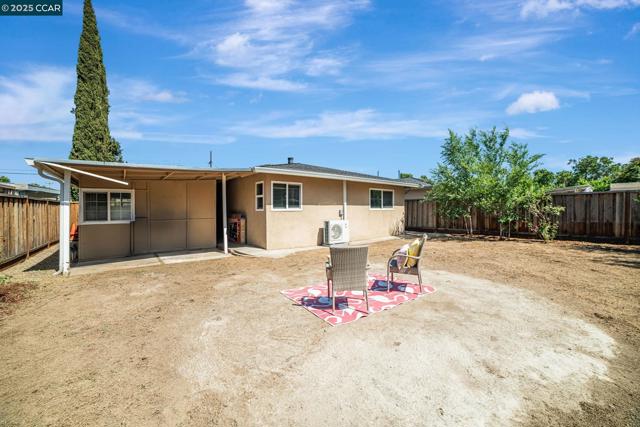 389 James St, Livermore CA: https://media.crmls.org/mediaz/6bb7dec7-5da9-4671-9534-3230ac3cead3.jpg