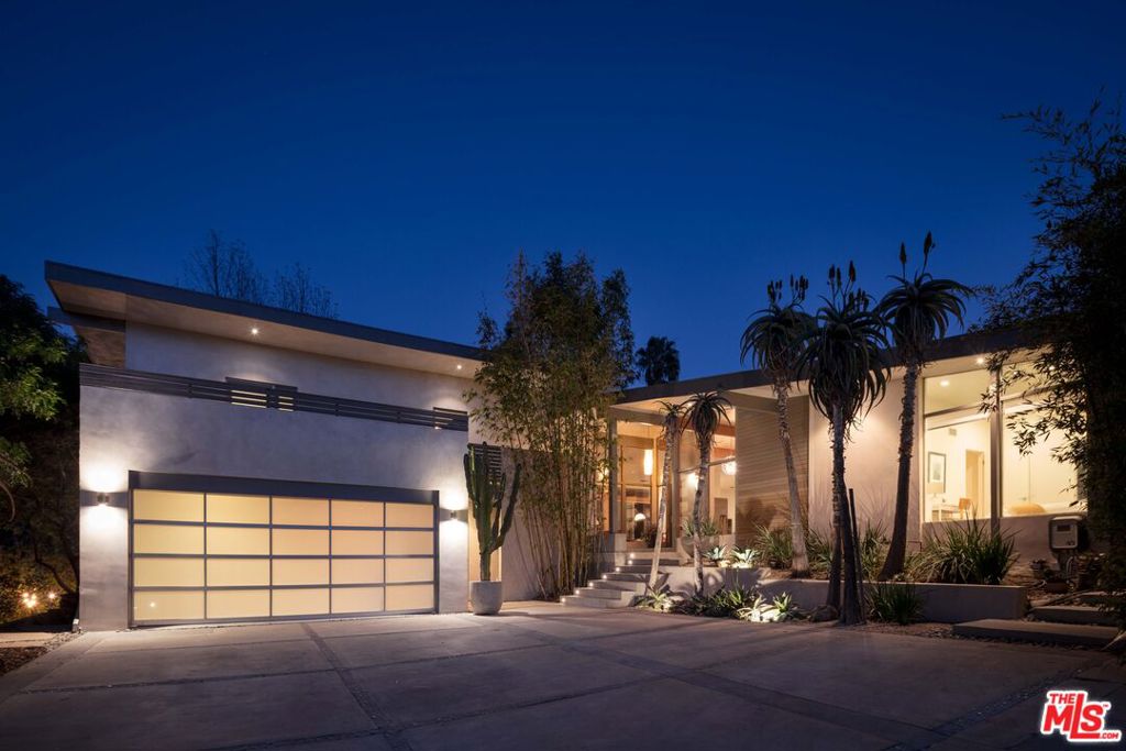 7500 Devista Drive