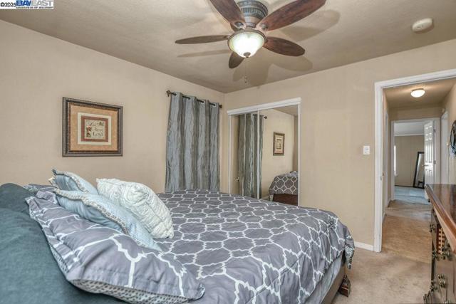 46 E Thirteenth St, Antioch CA: https://media.crmls.org/mediaz/6bb8725c-d3ed-4773-aca8-5898d815d154.jpg
